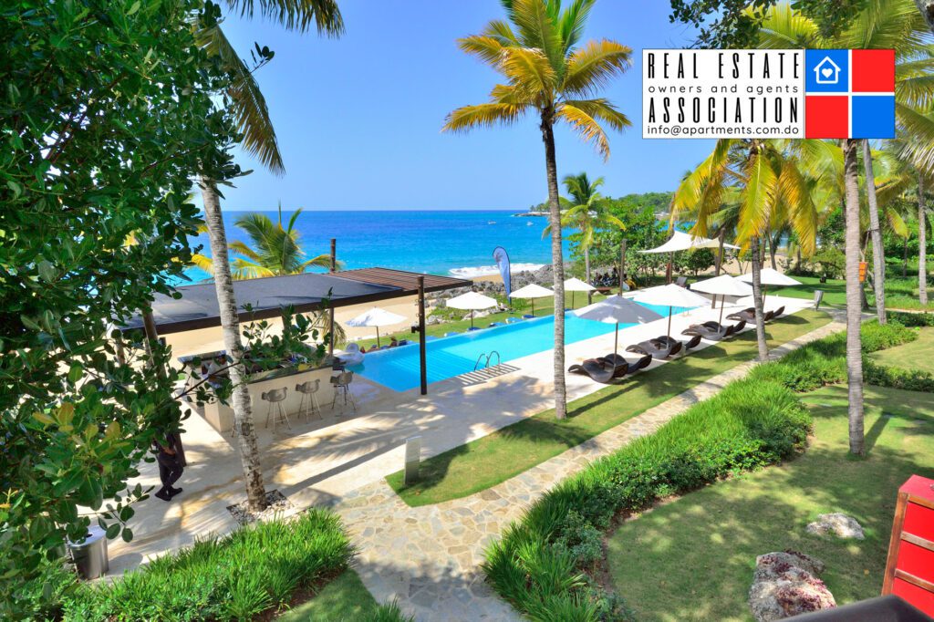 Dominican Ocean Front condo pool view