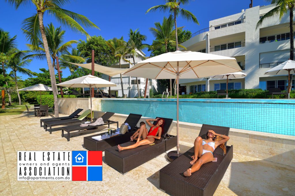 Dominican Ocean Front condo infinity pool