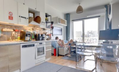 Istanbul Smart Alexa Apartments, city skyline, gym & swim.